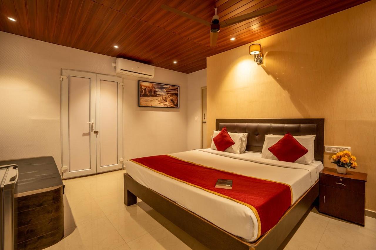 Seasons Suites Bangalore Eksteriør billede