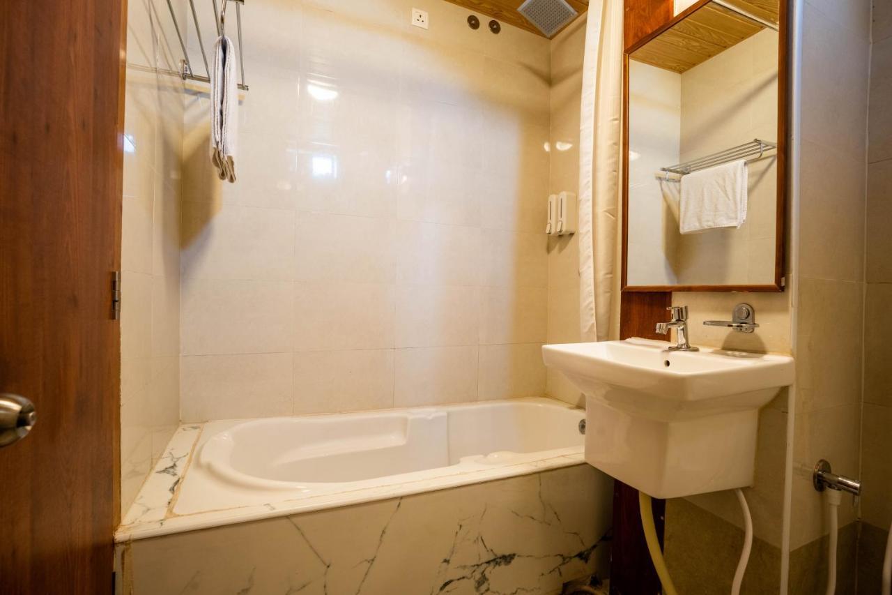 Seasons Suites Bangalore Eksteriør billede